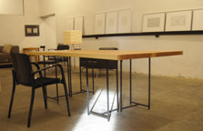 Tisch Charles B. in Esche